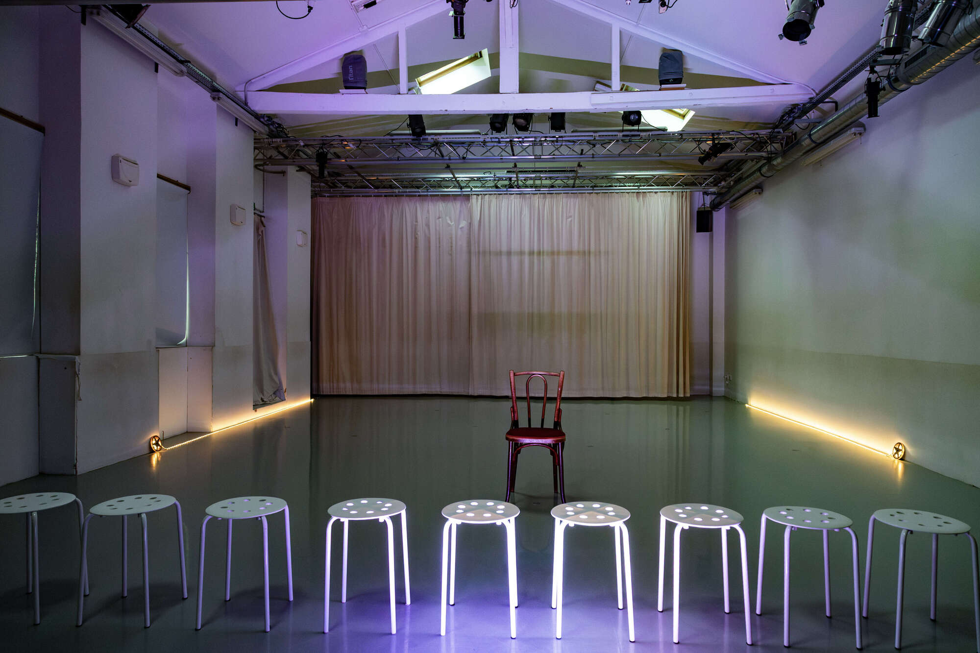 Cours de théâtre adultes — Histoires de chœur — Aile Théâtre Paris